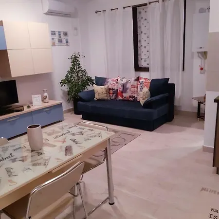Studio Two Ira Beach 那沃达利